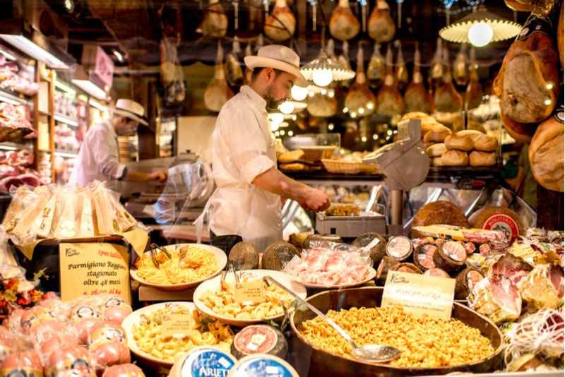 Bologna - places to visit in Italy Bologna - places to visit in Italy