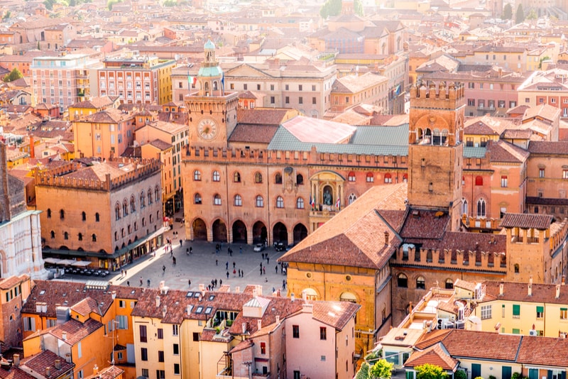Bologna - places to visit in Italy Bologna - places to visit in Italy