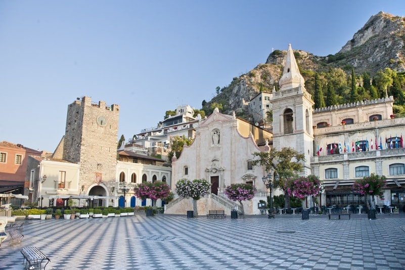 Taormina - places to visit in Italy Taormina - places to visit in Italy