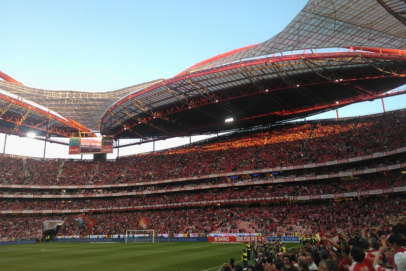 Da Luz - Football Stadiums 