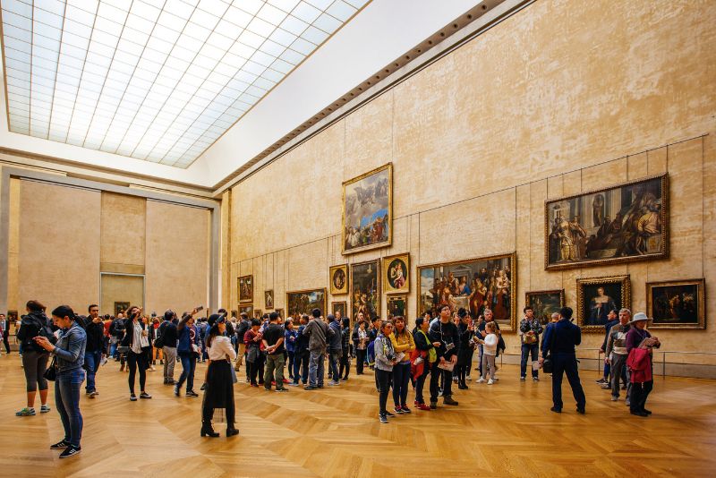 Eiffel Tower tour and Louvre Museum