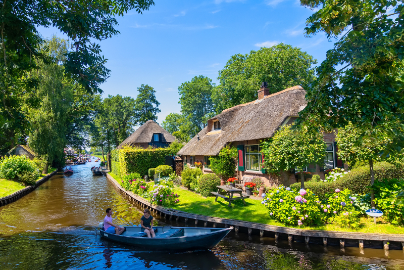Giethoorn Tagesausflüge nach Giethoorn ab Amsterdam