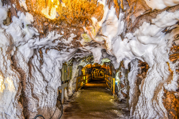 Salt mountain - excursiones de un día desde barcelona