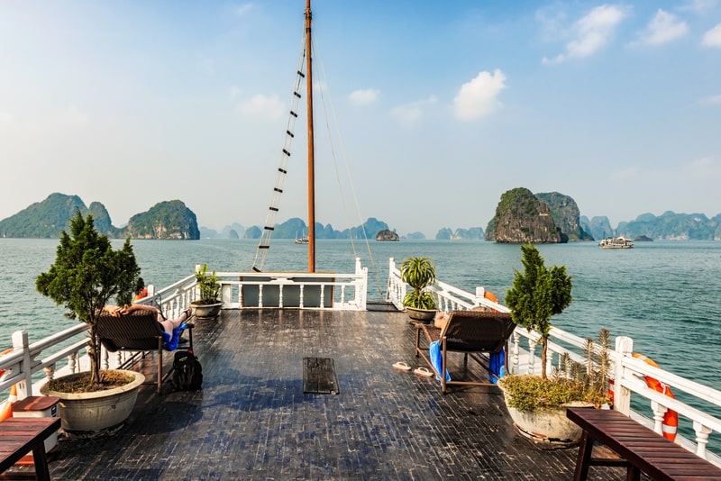 Da Hanoi Halong Bay: fuga di un giorno con pranzo sulla barca