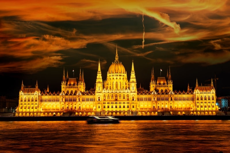 Budapest dinner cruise