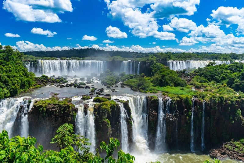 Iguazú Falls National Park, Brazil Iguazú Falls National Park, Brazil - best national parks in the world