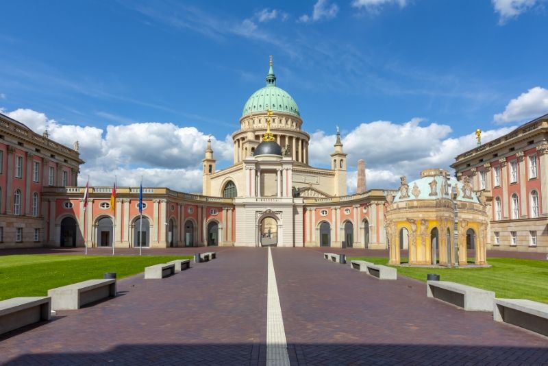 Mysteries & Legends Free Tour