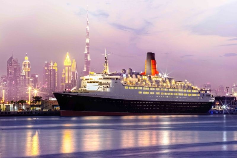 Queen Elizabeth 2 boat hotel