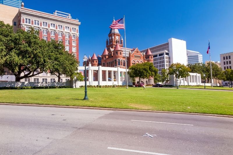 JFK assassination tours in Dallas