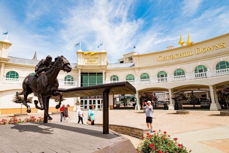 Churchill Downs, Louisville