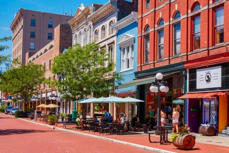 Historic Frankfort Avenue, Louisville