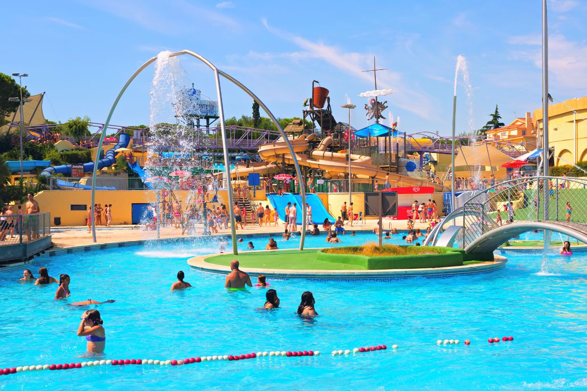 Illa Fantasia in Spain