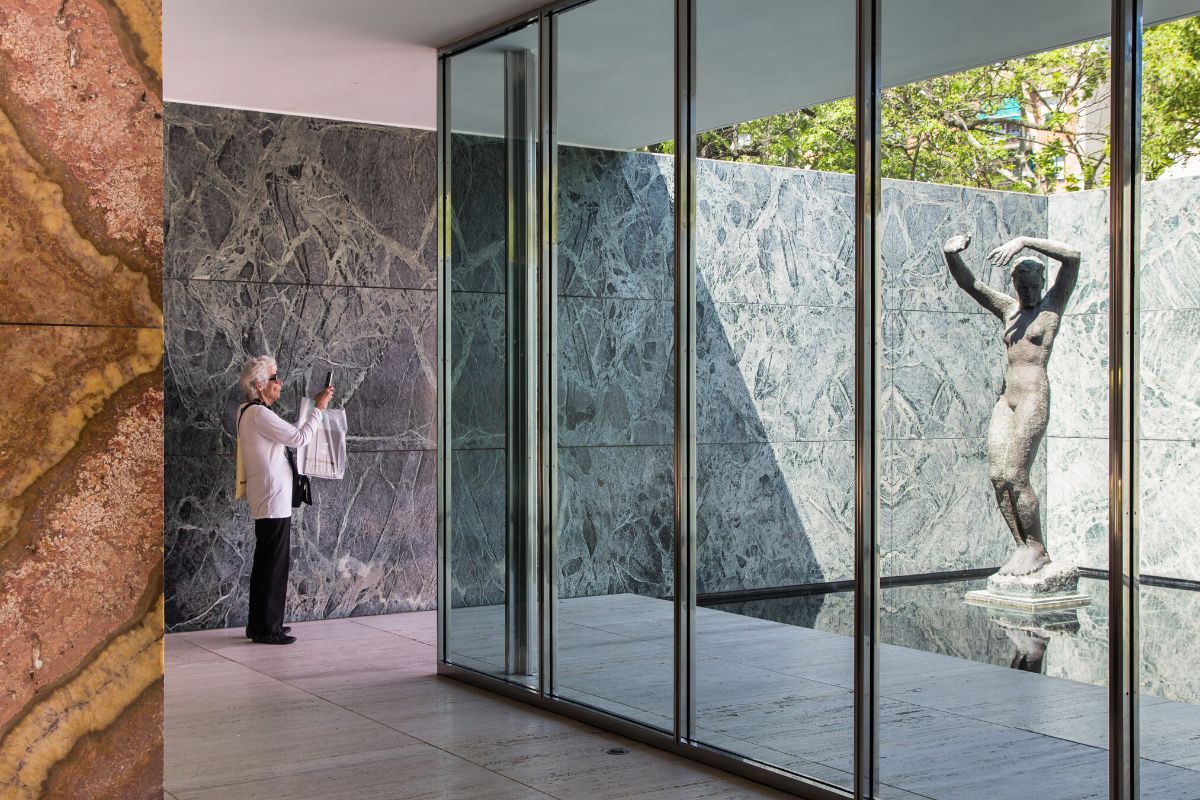 Mies van der Rohe Pavilion, Barcelona