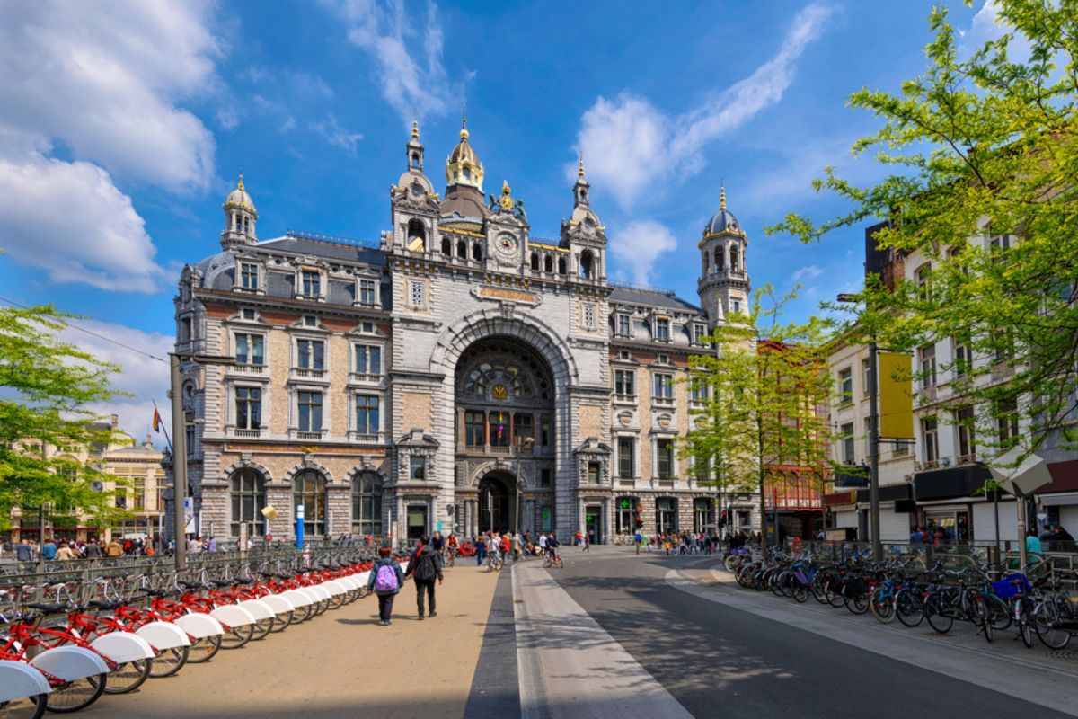 Antwerp: Day Trips and Tours from Brussels
