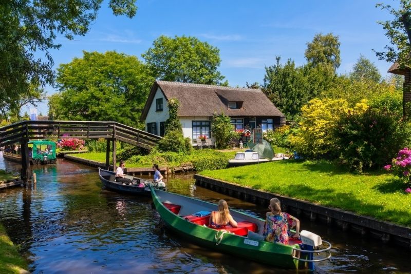 Giethoorn: Day Trips and Tours from Amsterdam