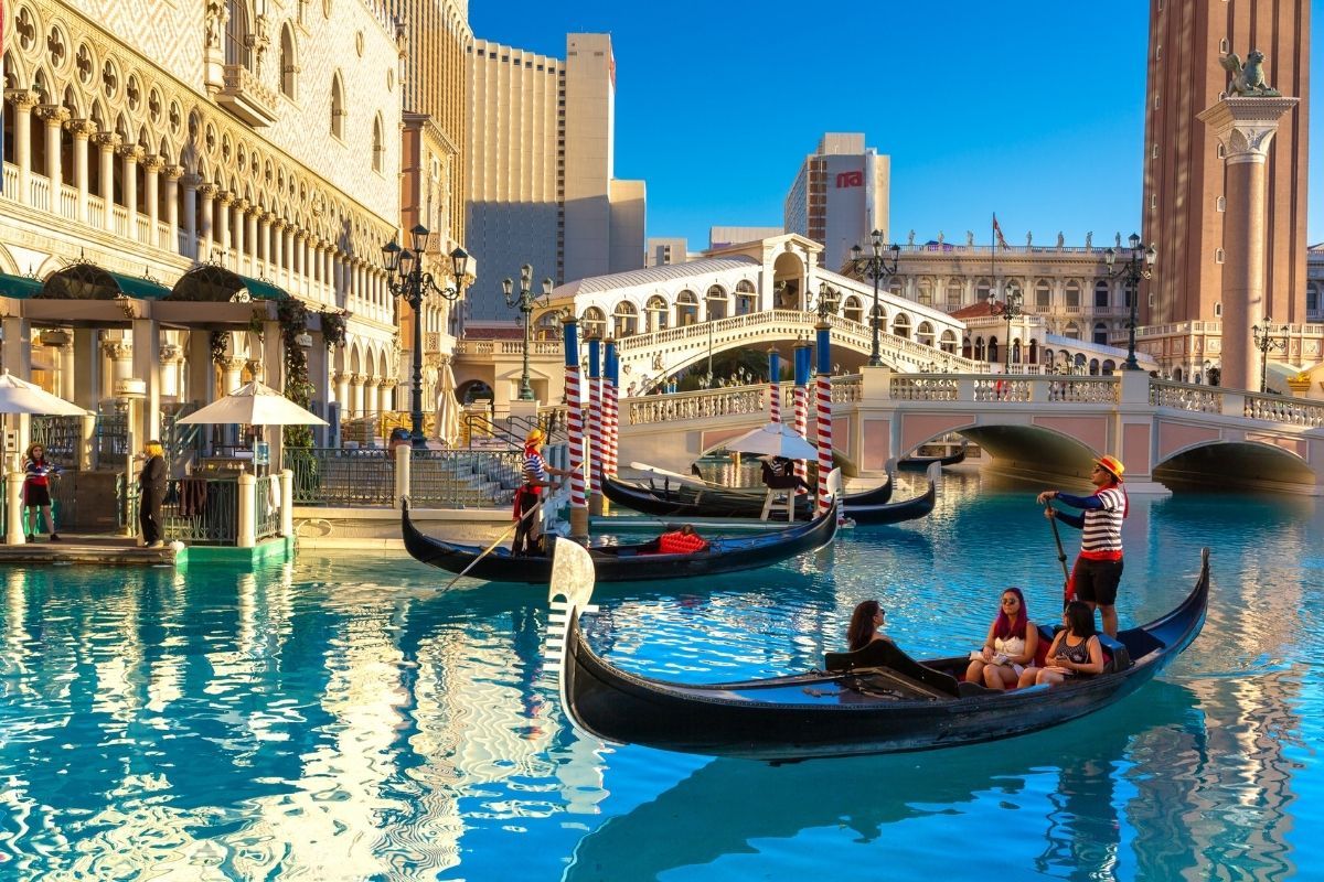 Boat Tours in Las Vegas