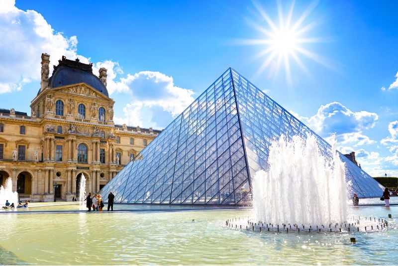 Louvre Museum: Tickets and Tours